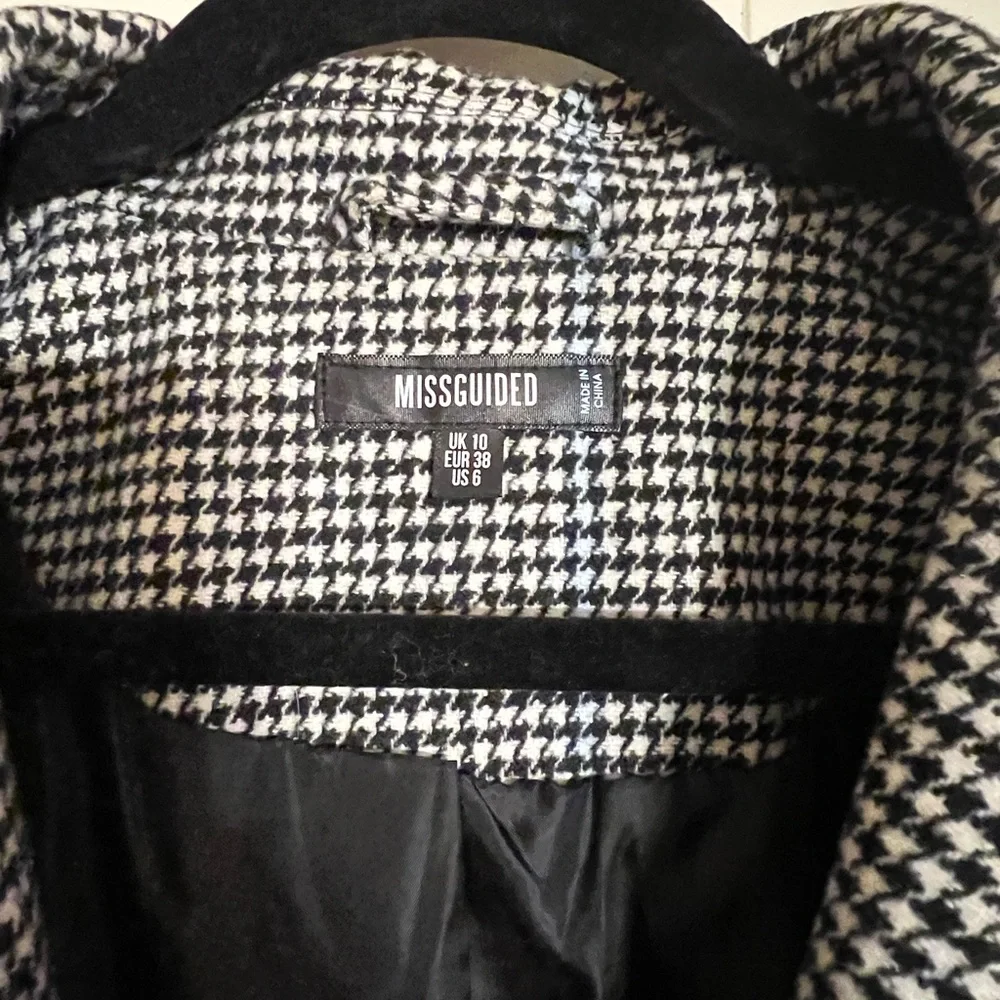 Missguided Oversized Houndstooth Blazer - Picture 7 of 7